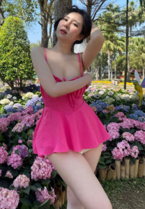 Suchaya-Srimaungmar-Pink-AR