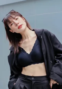Sornnapat-Luengmaneewech-black