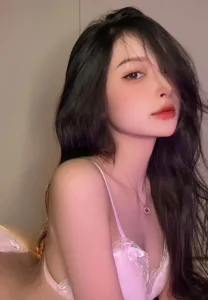 Kim-Ngan-Vo-ZJ