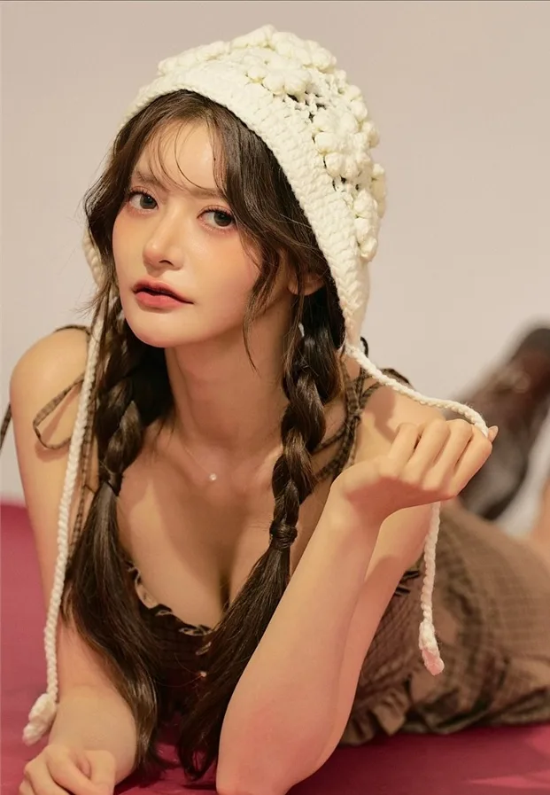 Marin (まりん) ในลุคหมวกถัก จากภาพที่ผู้ใช้ส่งมา